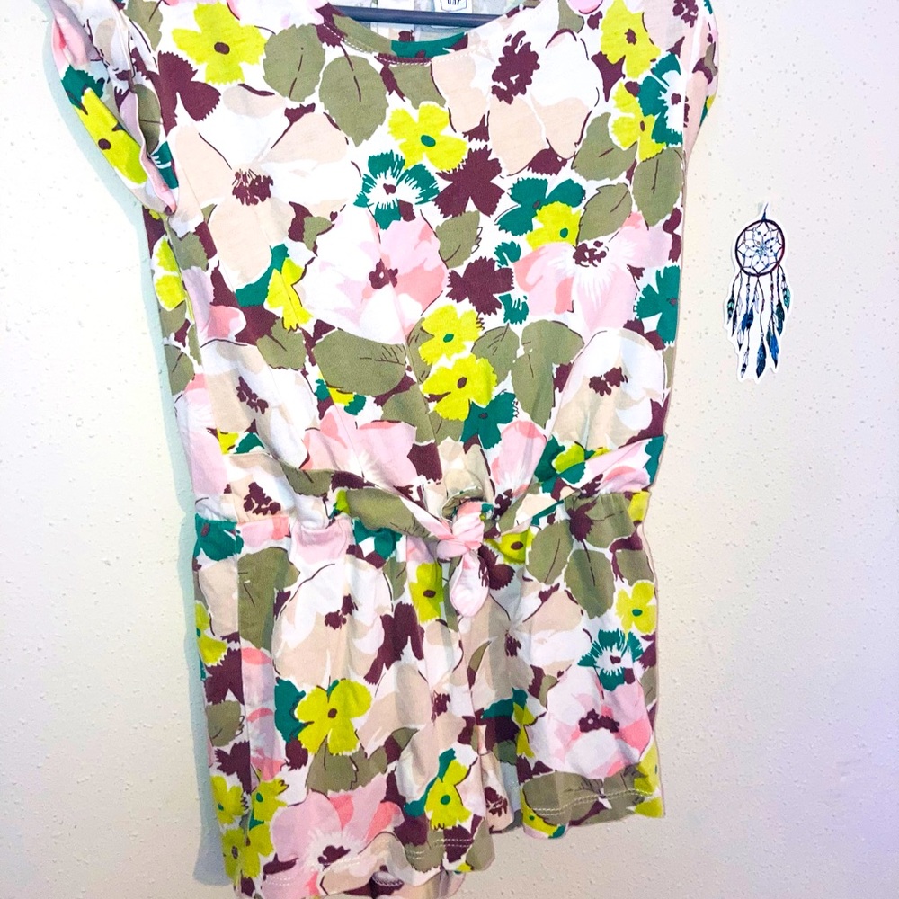 Size 4 Gap Romper🤩